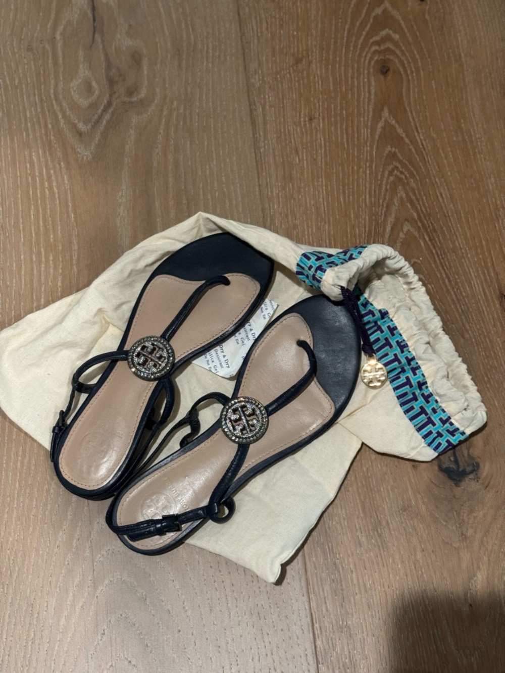 Tory Burch navy blue T-Strap Logo leather Sandals